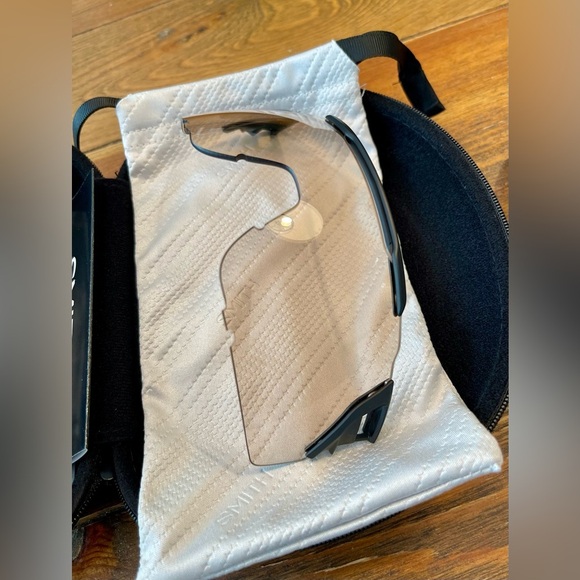 Smith | Attack Sunglasses Kit | Lens Change | 2 Lenses | Sport Glasses Unisex - Picture 4 of 7